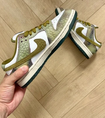 Nike SB Dunk Low