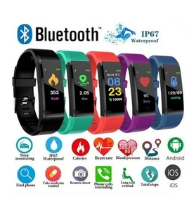 Fitness Tracker étanche avec moniteur de fréquence cardiaque & Compteur d'étape pour tous