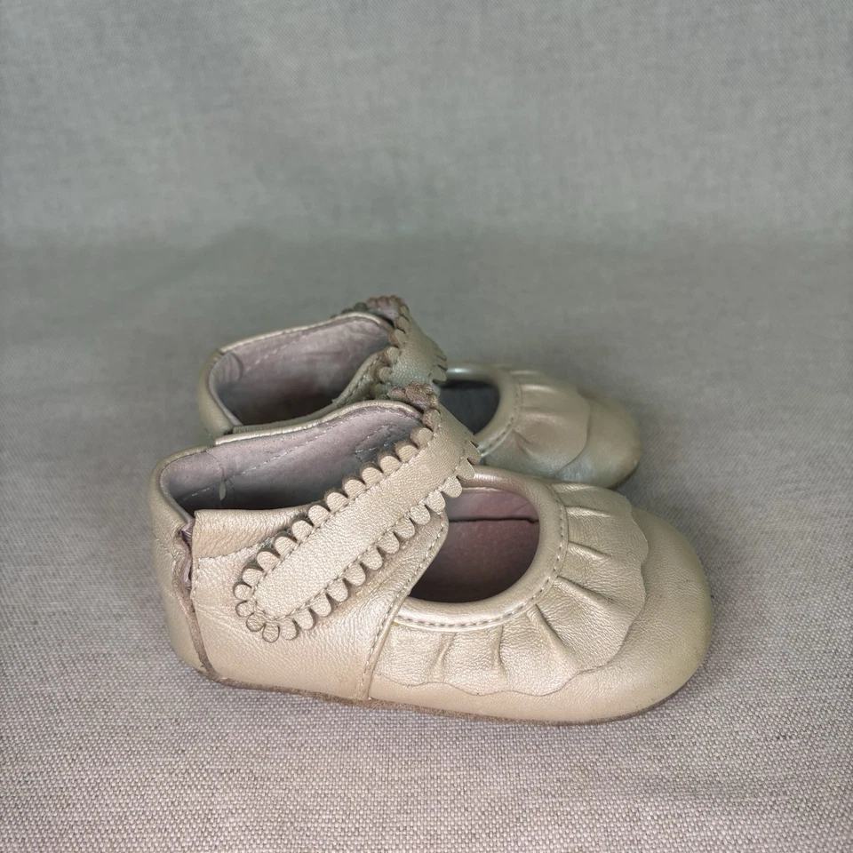 Zapatos Livie And Luca Champagne Cuero Dorado Ruche III Mary Jane 9-12 Meses Foto 4 de 4