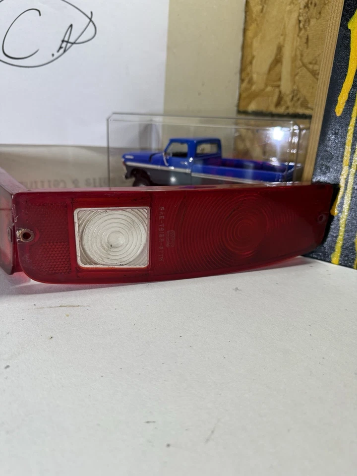 Par de lentes de luz trasera derecha Ford Truck F100 1967 1968 1969 1970 1971 1972 OEM Foto 4 de 4