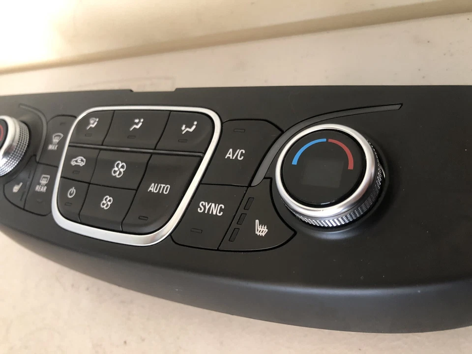 Chevrolet Traverse 2018 interruptor de control de calefacción de aire acondicionado 84344402  Foto 3 de 4