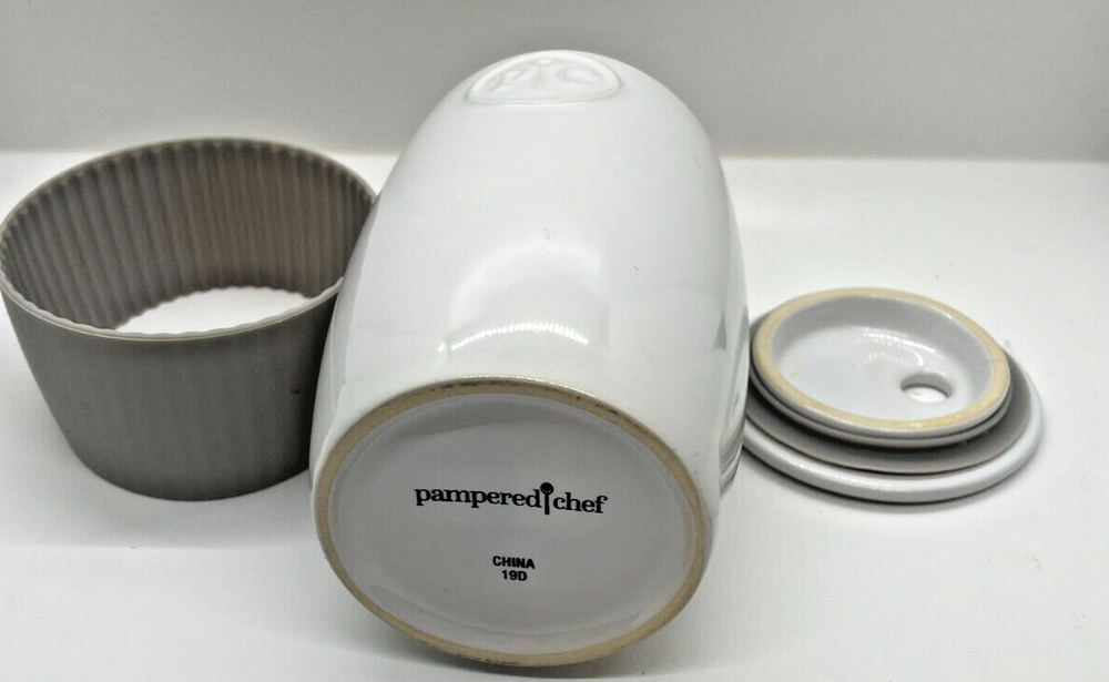 Pampered Chef White Gray Egg Cooker Soup Coffee Mug with Non-Slip Gripper