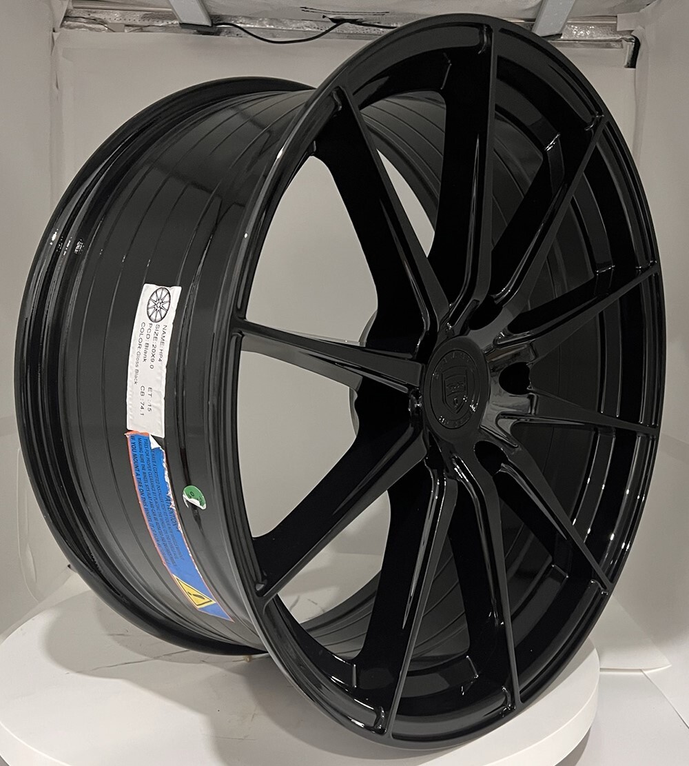 HP4 18 inch Gloss Black Rim fits AUDI R8 2008 - 2018