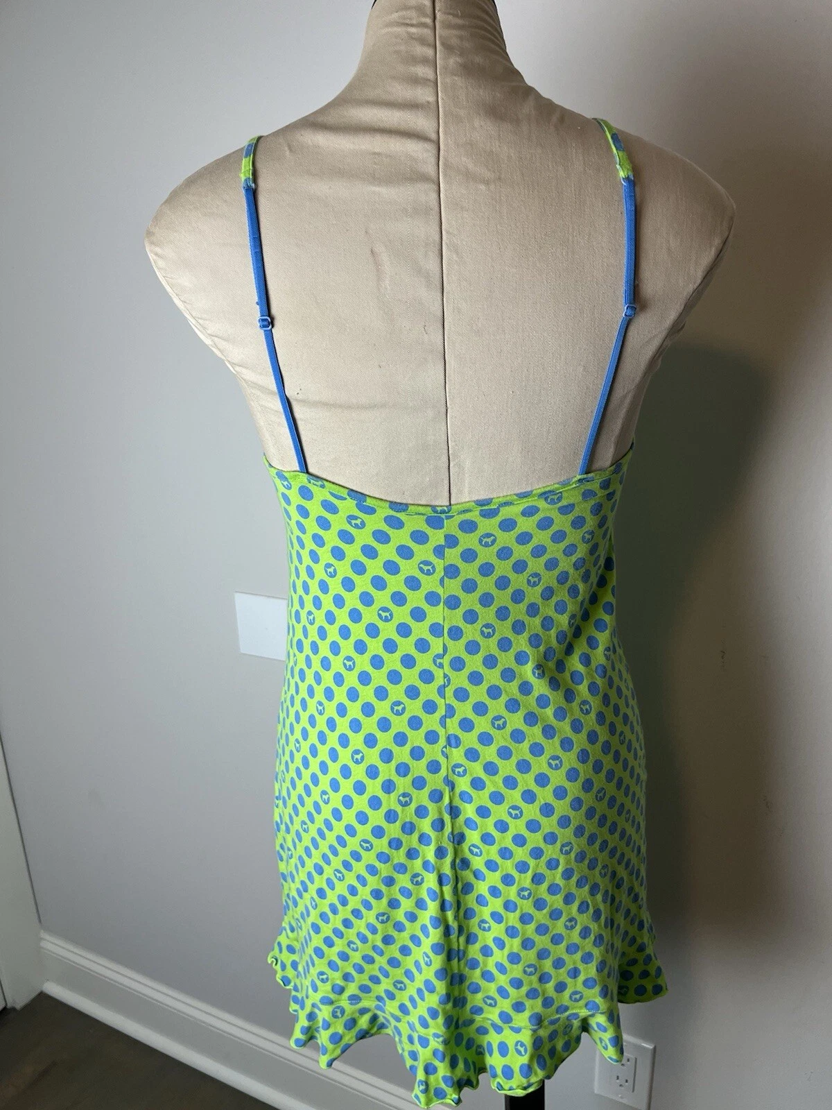 UNDERCOVER Ciondolo cane vintage Y2K Victoria Secret rosa slip piccolo verde blu a pois