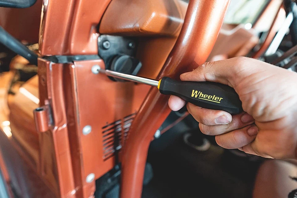 WHEELER Gunsmith 43 Piece Screwdriver Set with Magnetic Driver Handle With CASE - Image 4 of 4