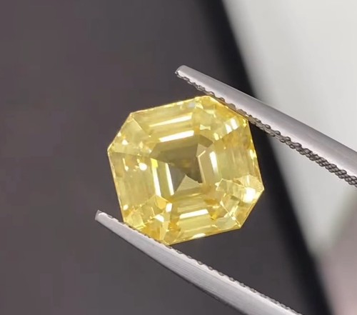 8.65ct AIGS Certified 100% Natural Unheated Yellow Sapphire Srilanka - Picture 1 of 5
