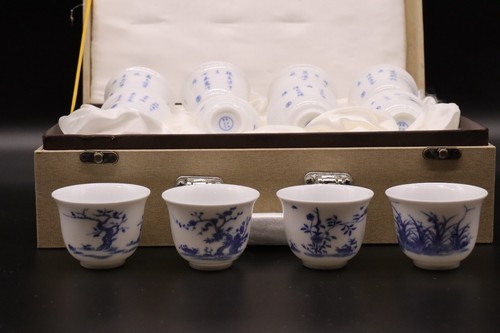 Set of 12 Chinese Blue and White Porcelain Tea Cups 2"x2.5" in Original Box - Picture 12 of 13