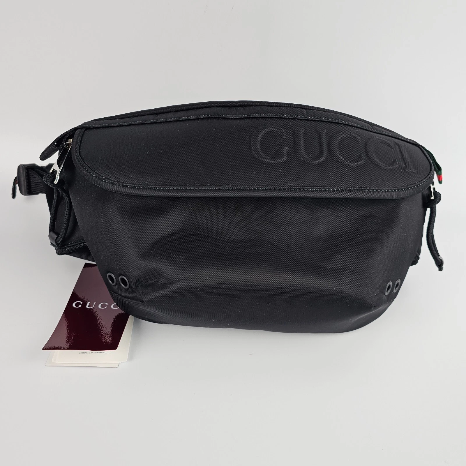 Petit sac ceinture nylon noir GUCCI neuf et authentique