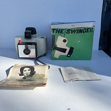 VTG 1960s Polaroid Land Camera THE SWINGER Model 20 original box, papers, strap