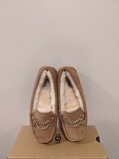 Ugg Australia Womens Ansley Chain Moccasin Size 8 NIB
