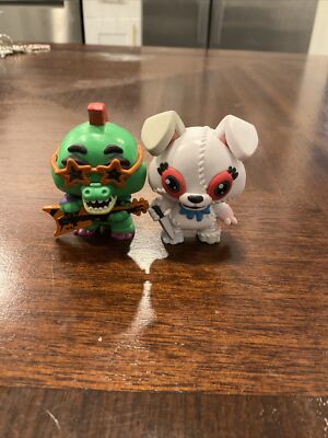 FNAF Five Nights at Freddy s Security Breach  Vanny  Funko Mystery Mini