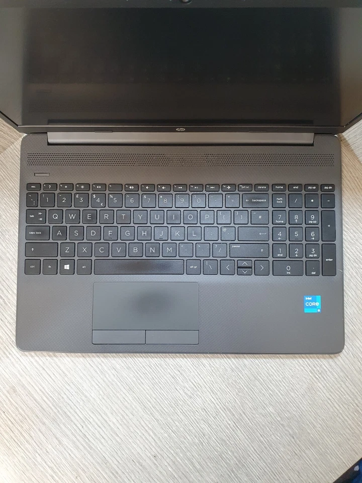 HP 250 G8 i5-1135G7 @ 2.4GHz 8GB DDR4 NO SSD Grade D *READ DESCRIPTION* EF1707 - Image 3 of 4