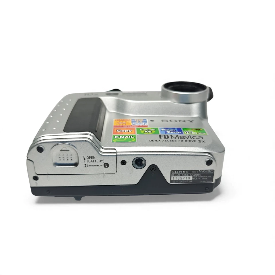 Sony Mavica MVC-FD75 0.4MP Digital Camera Vintage Floppy Disk Digicam Bundle - Image 3 of 4
