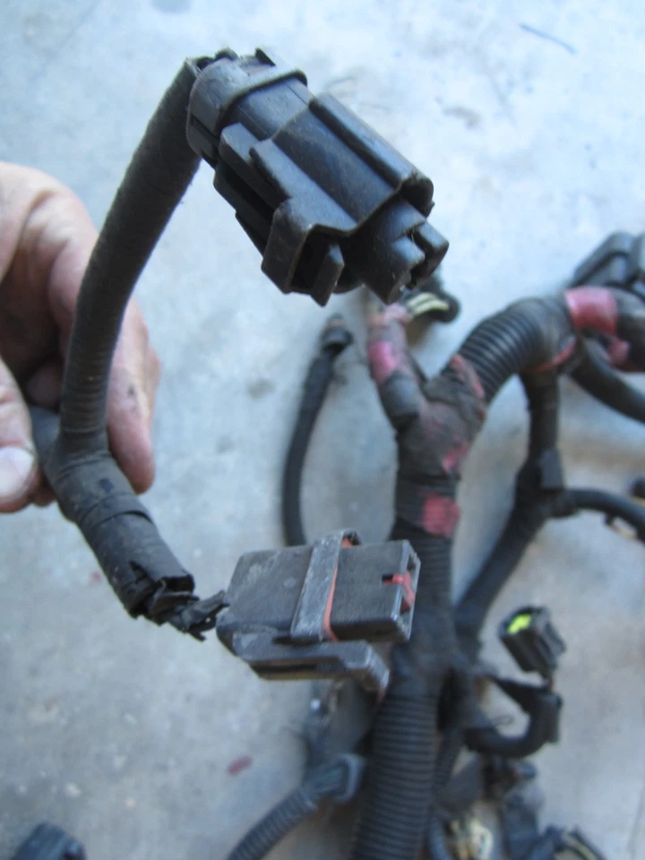 Arnés de cableado del motor Powerstroke 7,3 de principios de 1999 Ford F250 F350 para piezas. OEM Foto 4 de 4