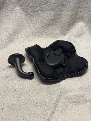 Garmin Portable Friction Mount (New) - Picture 3 of 5