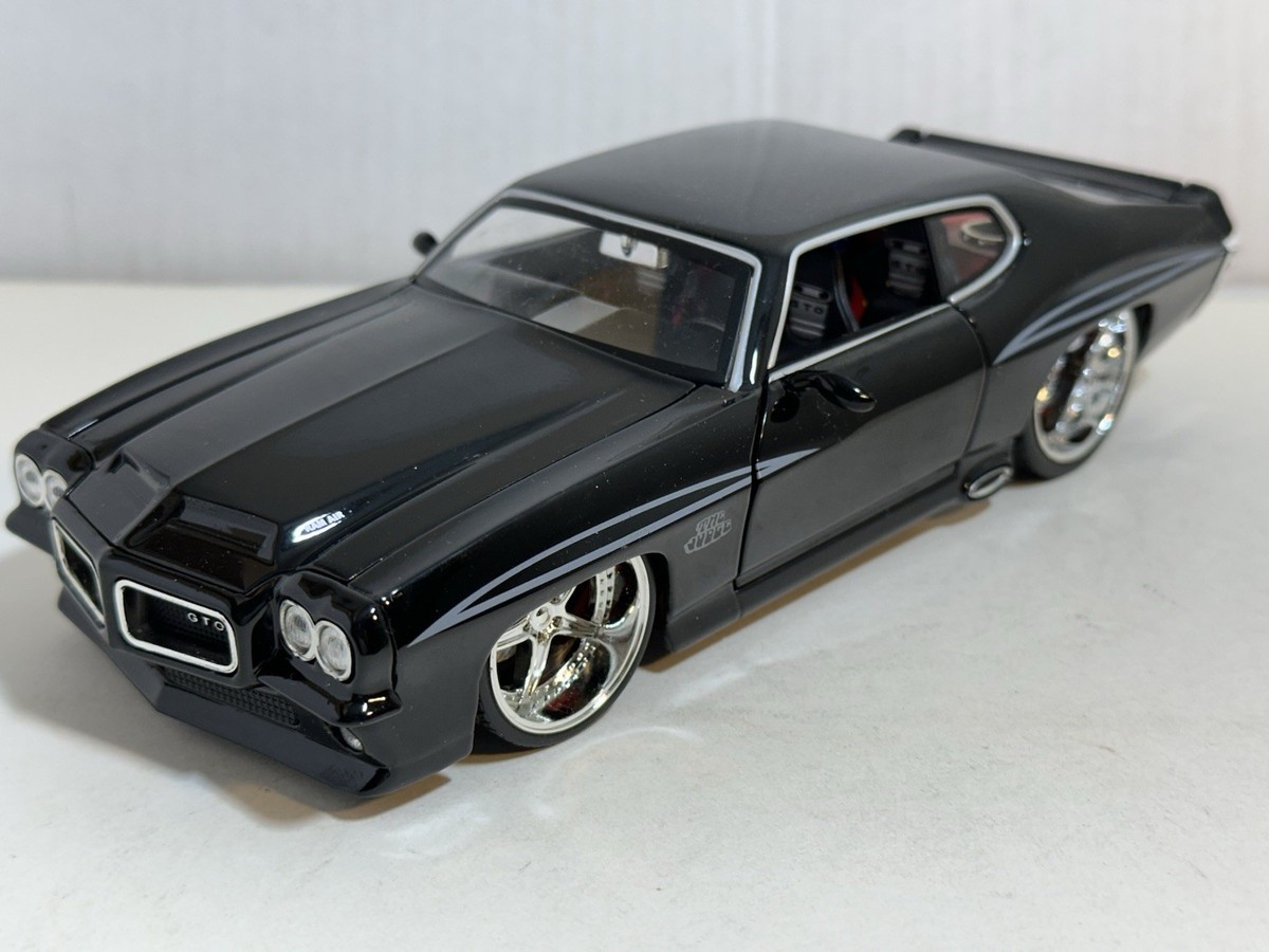 JADA DUB BTM 1971 PONTIAC GTO JUDGE BLACK 1:24 DIECAST MODEL CAR