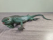 Green Iguana Lizzard 11.5”  Pvc