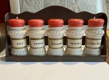 Dapol Plastics Jolly Chef Spice Shaker Set With Wall Mount Rack- Vintage 
