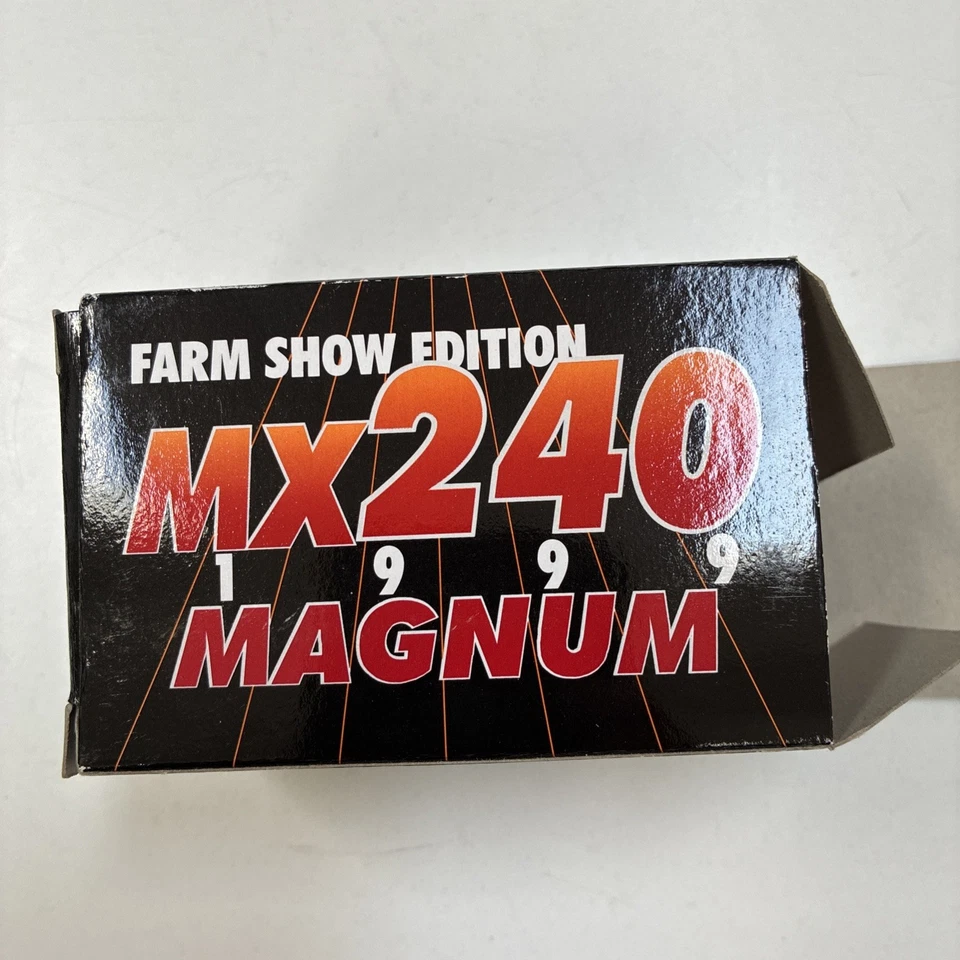 ERTL 1999 Farm Show Edition MX240 NUEVO EN CAJA escala 1/64 edición limitada conmemorativa Foto 2 de 4