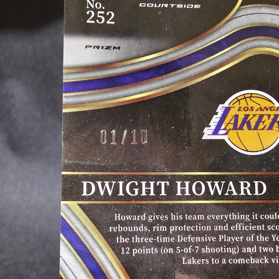 2021-2022 Panini Select Dwight Howard #252 Courtside Gold Shimmer 1/10 Book End - Image 3 of 4