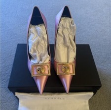 Versace Biggie Pink Crystal Embellished Plaque Pointed Toe Pumps Size 35