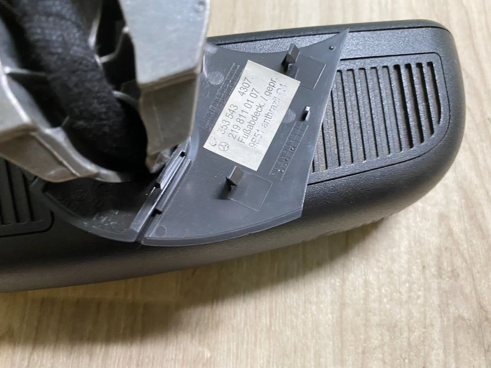 ESPEJO RETROVISOR DELANTERO MERCEDES BENZ E63 CLS63 OEM 07-11 HOME LINK Foto 4 de 4