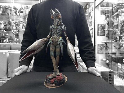 Strange Shape Baltan Seijin Art Statue (One-Off) 怪形 バルタン星人