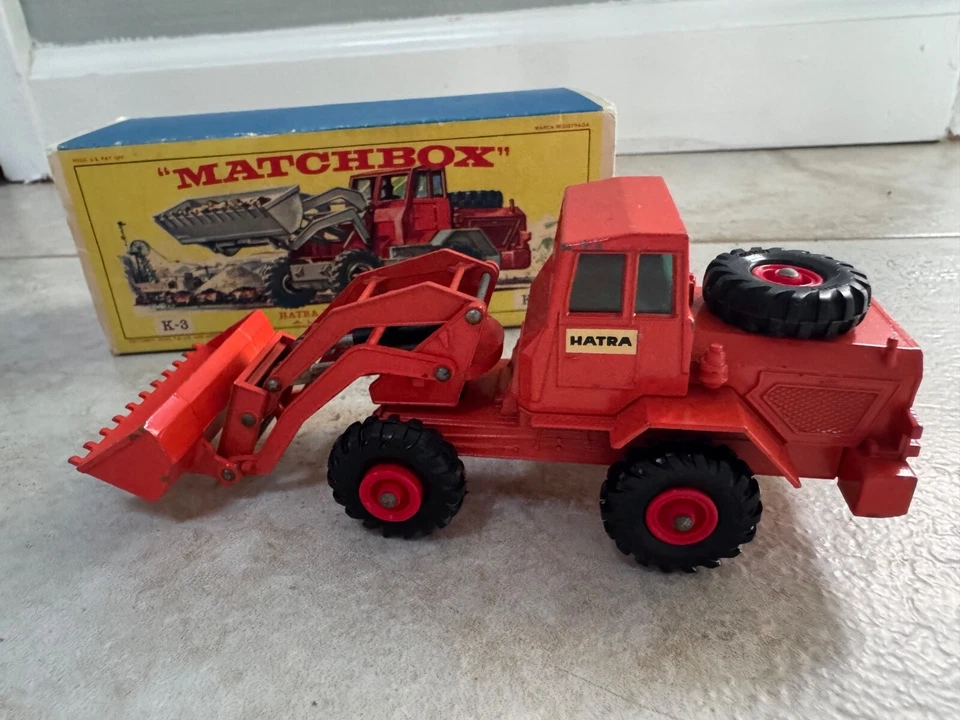 MATCHBOX K-3 "Hatra" Tractor Shovel King Size By Lesney in Orange - Image 4 of 4