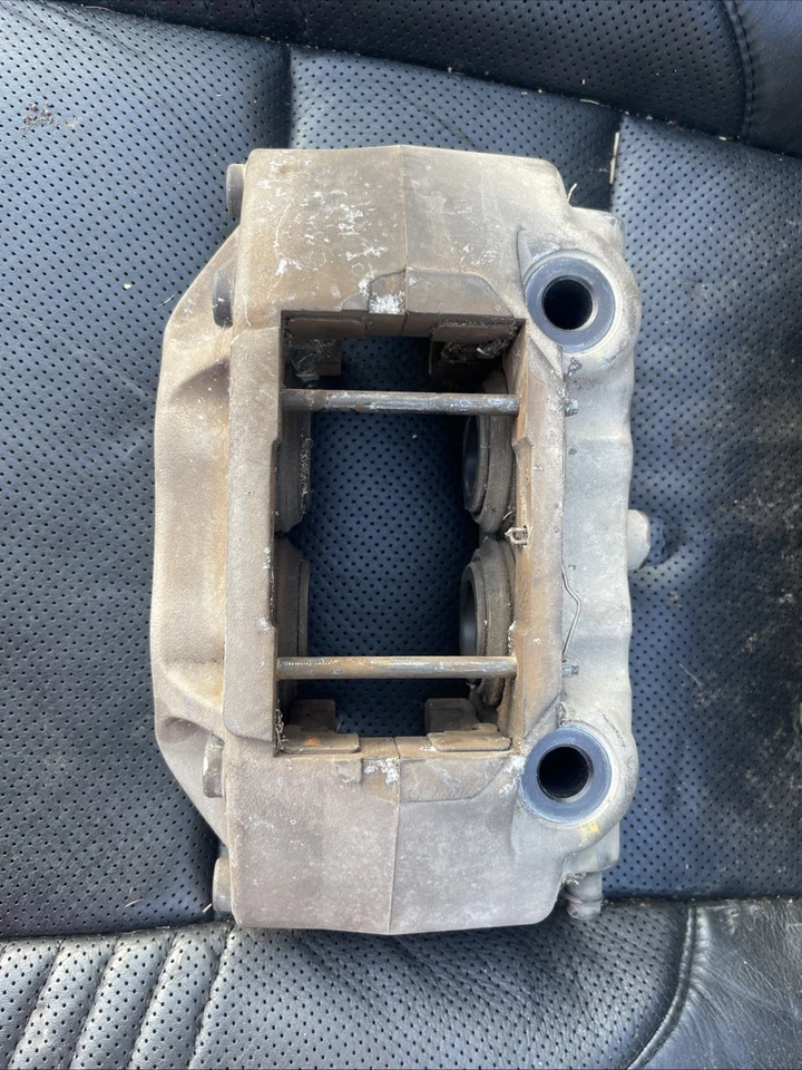 2005-2012 Acura RL Advics Front Left Right 4 Piston Brake Calipers (Pair) OEM - Image 2 of 4