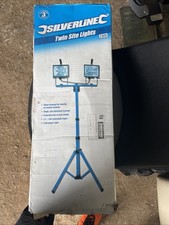 Silverline 2 x 400W 230V Tripod Twin Site Light -Blue (365874)