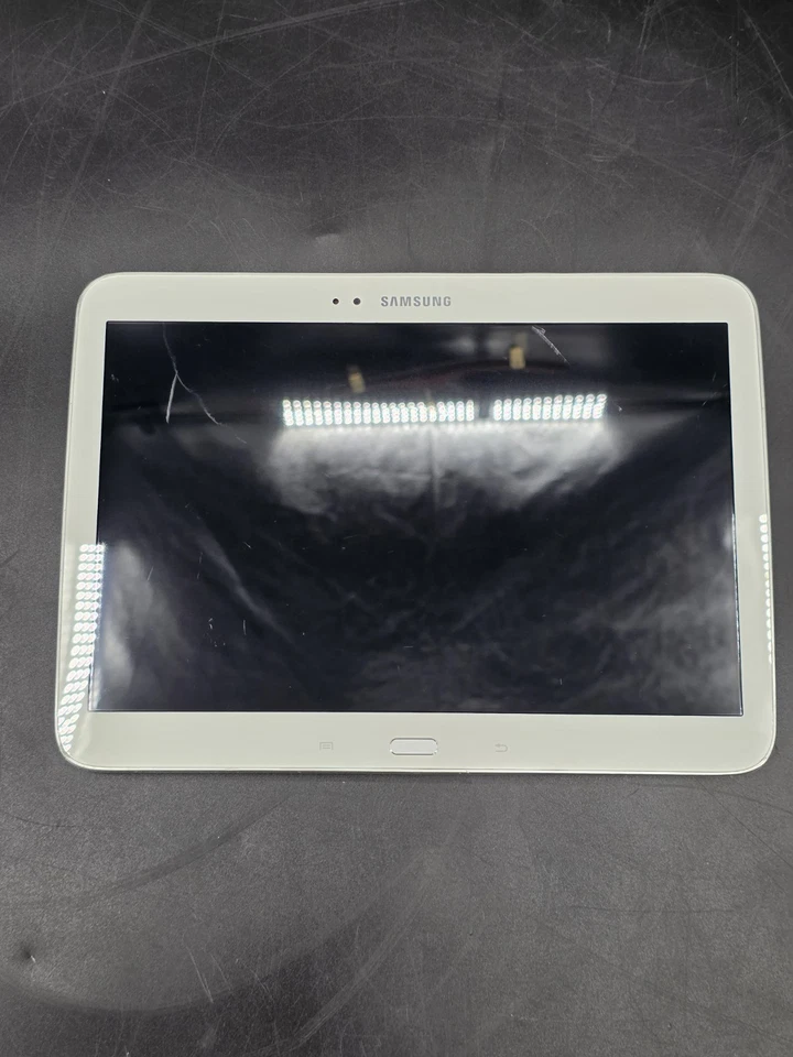 Samsung Galaxy Tab 3 GT-P5210 16GB Wi-Fi 10.1in Android- w/16 GB SD - Image 2 of 4