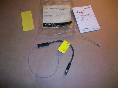 OMRON E2EC-CR5B1-U1 Proximity Sensors E2ECCR5B1U1 New In Box Free Shipping 1PC - Picture 1 of 4