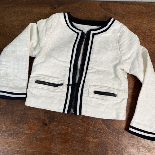 Karl Lagerfeld Kids White & Black Long Sleeve Sweater & Skirt Girls Size 4-102cm - Picture 3 of 11