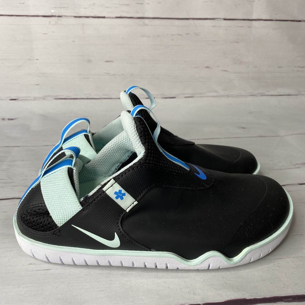 nike medical shoes price