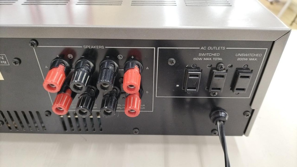 Yamaha AX-700D Integrated Amplifier Good Condition Used w