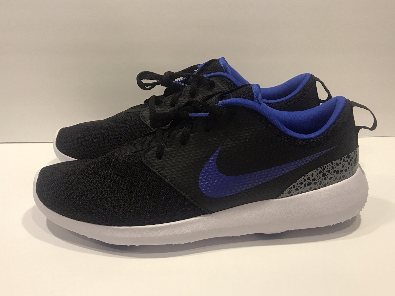 NIKE GOLF - ROSHE G - AA1837-005 - BLACK ROYAL GREY CEMENT - MENS SZ 10 - NEW