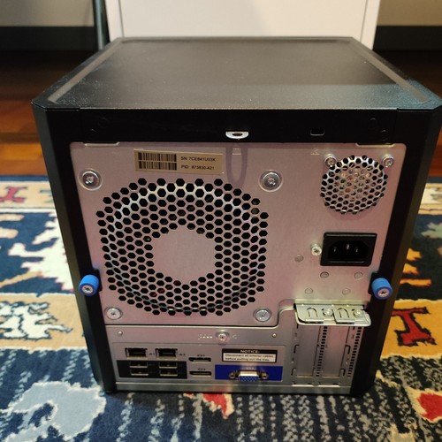 HPE ProLiant MicroServer Gen10 AMD Opteron X3216 8GB DDR4 ECC TrueNAS NVMe SSD - Photo 4/10