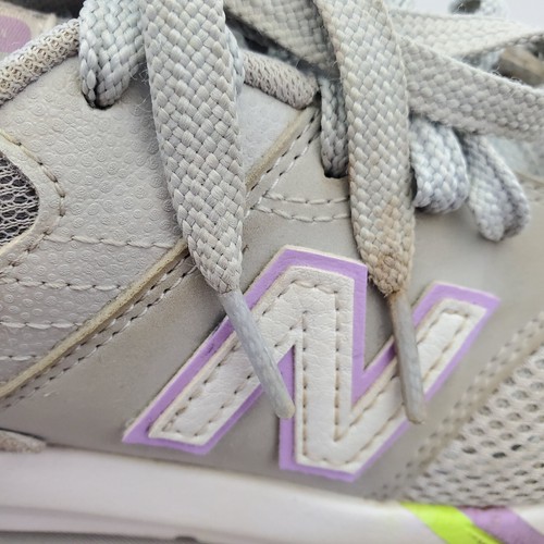 New Balance 009 Laufschuhe Damengröße 7 grau lila Fitnessstudio Training Turnschuhe - Bild 24 von 24