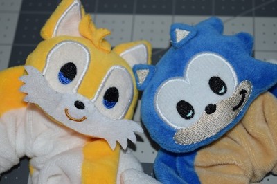 Sega Sonic The Hedgehog Character Scrunchies LOT of 2 Blue YELLOW Super CUTE!