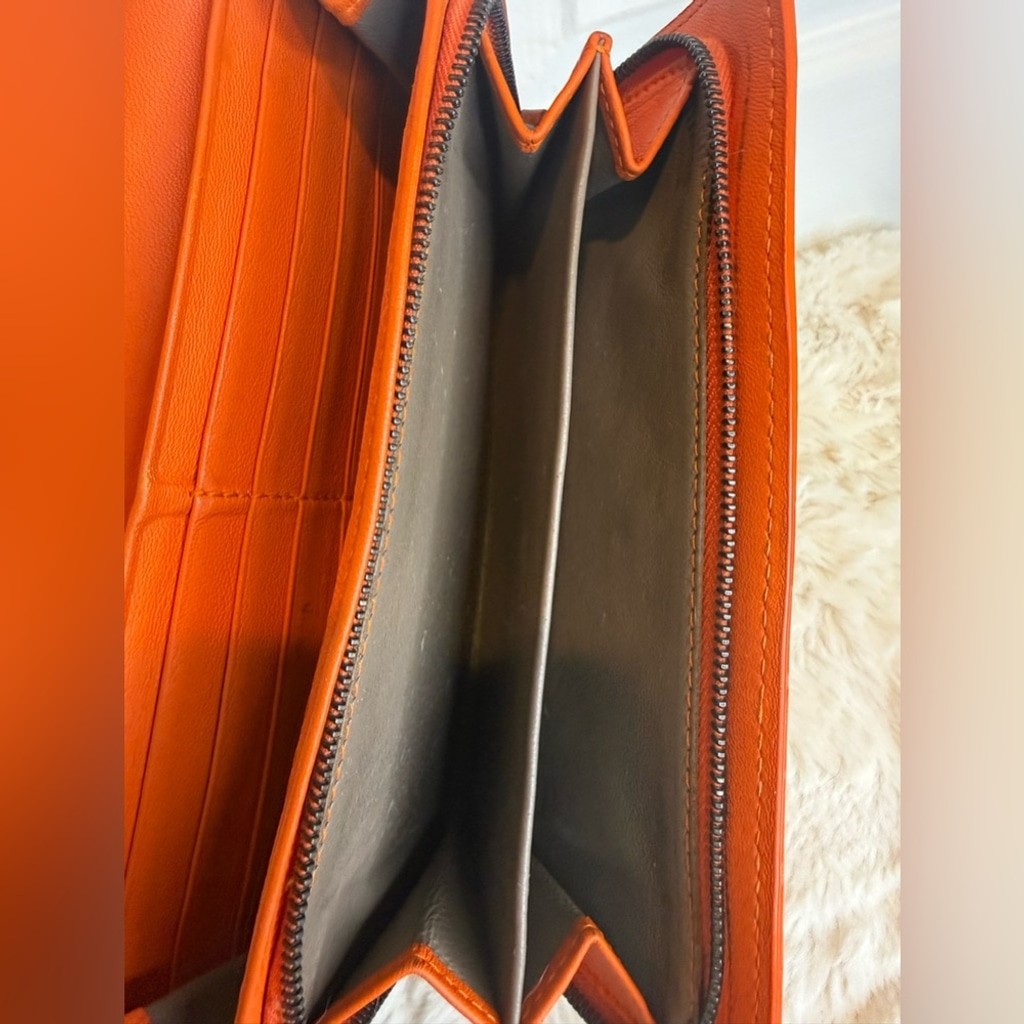 BOTTEGA VENETA INTRECCIATO CONTINENTAL LONG WALLET IN ORANGE thumbnail 9