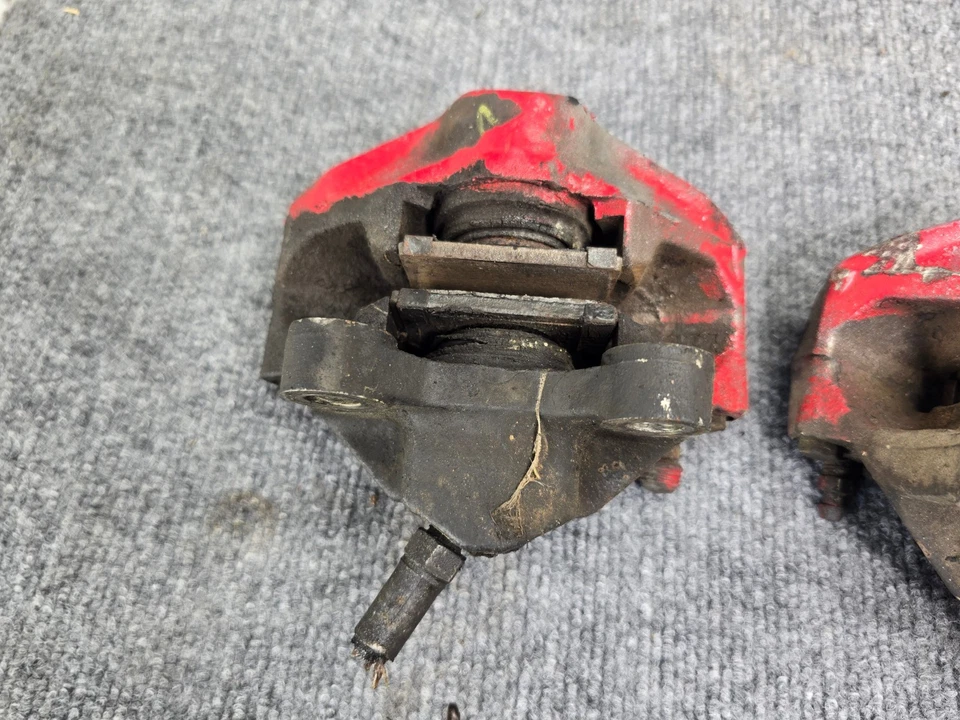 Conjunto de pinzas de freno traseras Mercedes R107 380 Sl 450 SL 560 SL fabricante original Foto 4 de 4