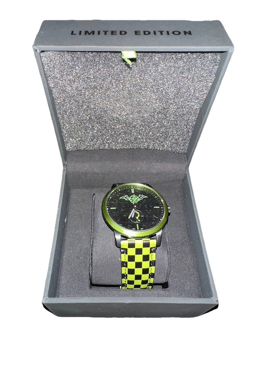 Fossil x The Batman Limited Edition Wristwatch Black Green Leather