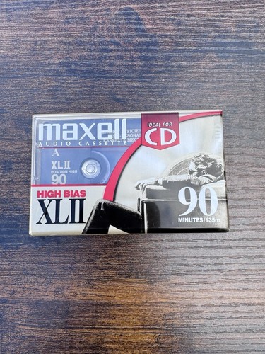Maxell XL-II 90-minute Blank Audio Cassette High Bias New Sealed - Picture 1 of 2