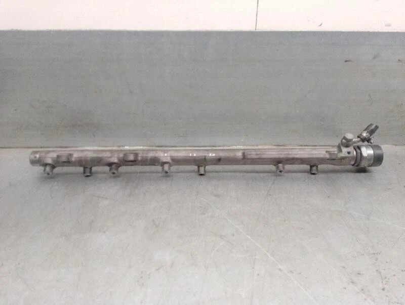 779551403 rampe injection pour BMW X5 (E70) 3.0 TURBODIESEL CAT 2006 5340558 - Photo 3/4