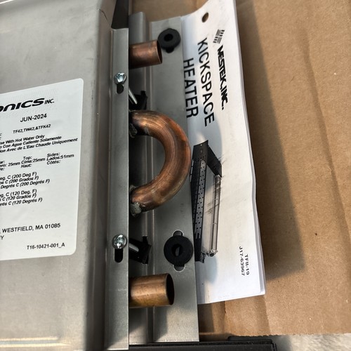Turbonics T42 Toester Serie 4.200 BTU Hydronic Kick Raumheizung (nicht elektrisch) - Bild 4 von 7
