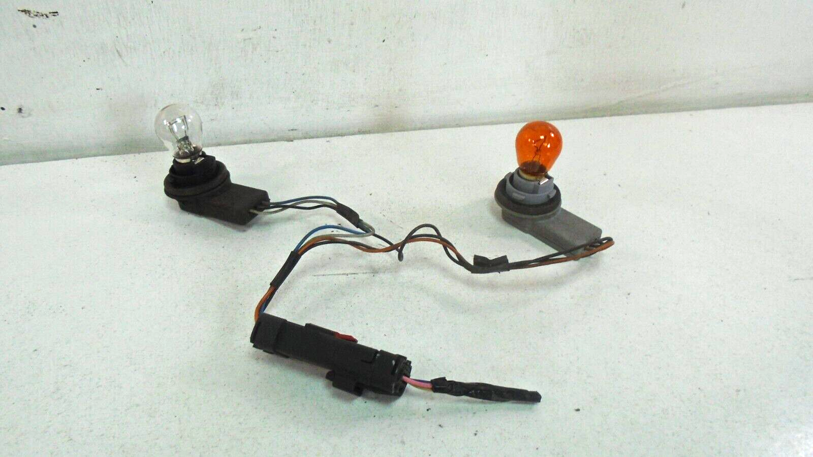 rear light bulb holder vauxhall vivaro renault trafic traffic 07 to 14