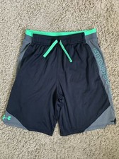 Youth XL Under Armour loose fit 9  athletic shorts black