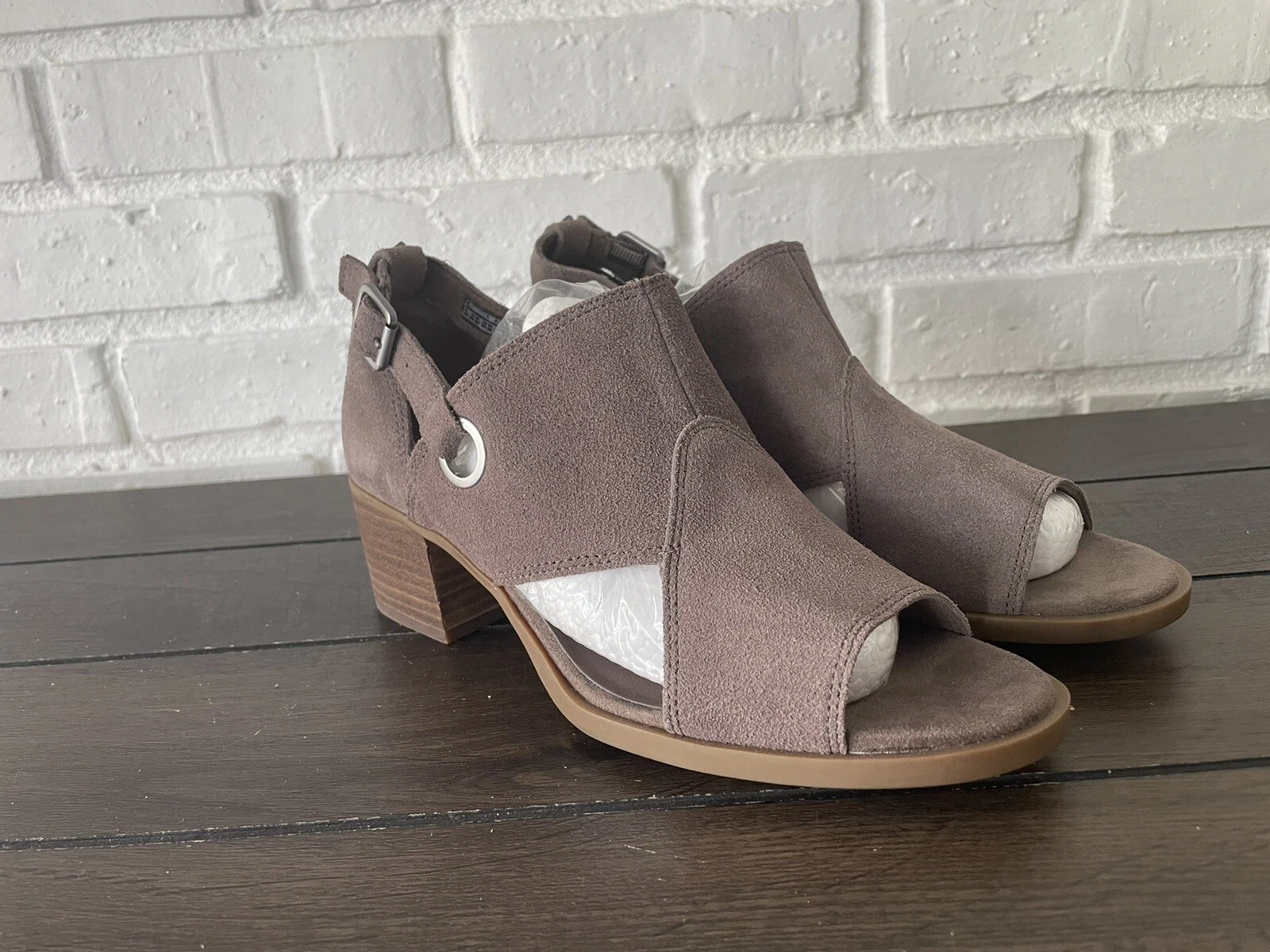 UGG Sandalo Koolaburra Amphora talpa pelle scamosciata punta aperta tacco basso blocco Kaiah 7