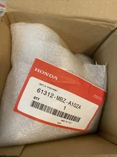 Honda 2004-2006 CB Right Nh109ms Brkt 61312-MBZ-A10ZA New OEM