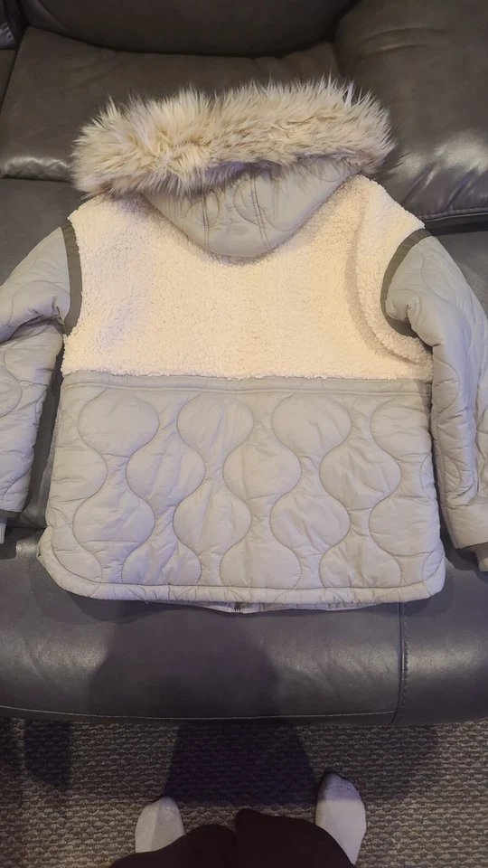 Abrigo River Island Borg - Talla 12 Foto 3 de 4